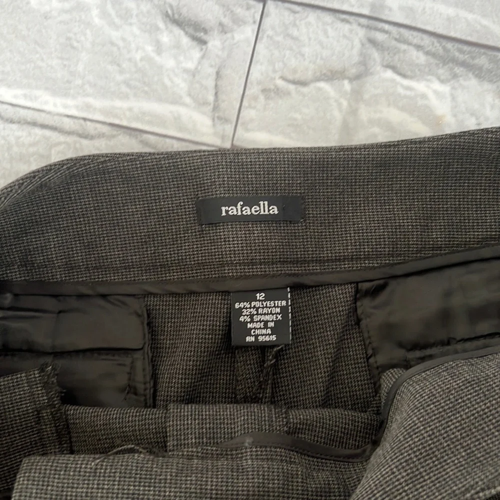 Rafaella straight leg professional Black/gray pants size 12